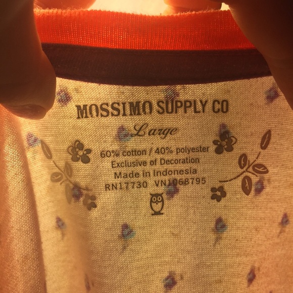 Mossimo I’ve Got A Crush On You 3/4 Sleeved Shirt - Picture 3 of 3